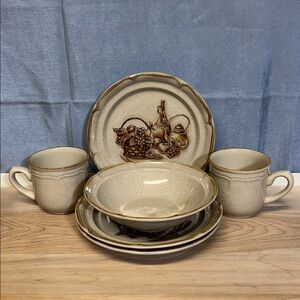 Vintage Sunmarc Homestead Stoneware Japan Chianti Design SM-6681 dinnerware